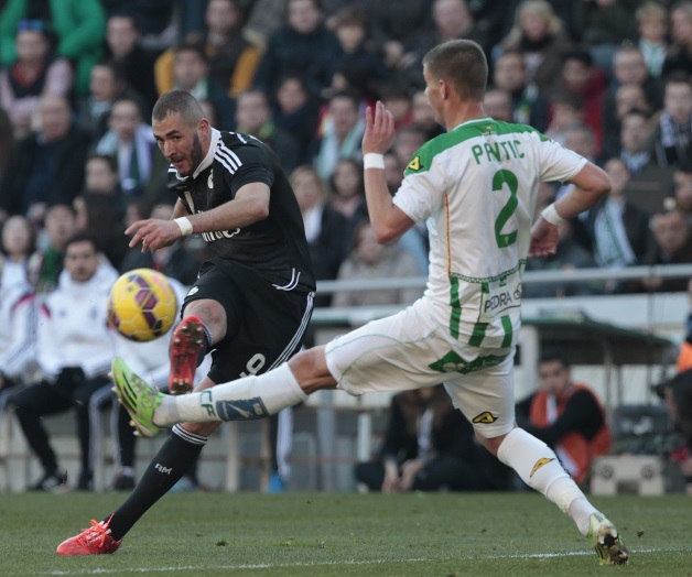 Real Madrid, líder con sufrimiento