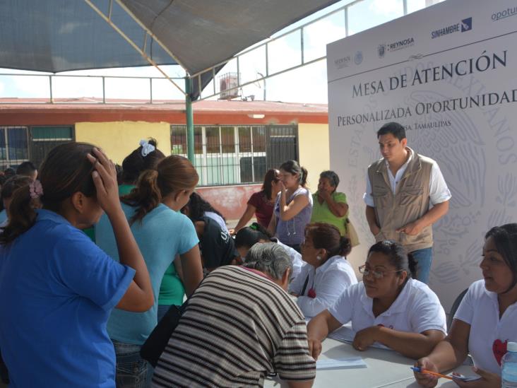 Comparten lo poco que les otorga la tarjeta PAL Comparten lo poco que les otorga la tarjeta PAL