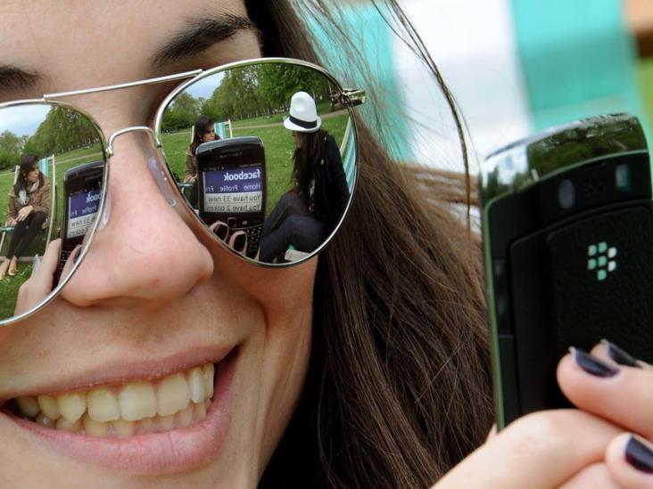 Asegura Papa que la tecnología debilita la comunicación familiar Asegura Papa que la tecnología debilita la comunicación familiar