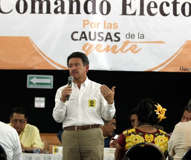 Líder del PRD rechaza candidatura de abogado Líder del PRD rechaza candidatura de abogado