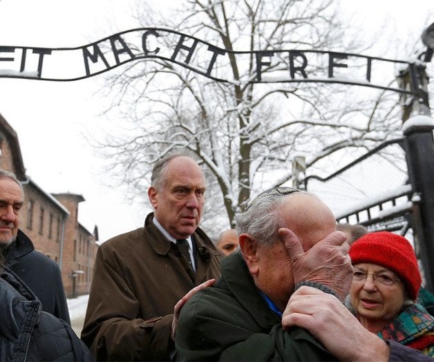 Sobrevivientes visitan Auschwitz 70 años después: que jamás se repita Sobrevivientes visitan Auschwitz 70 años después: que jamás se repita