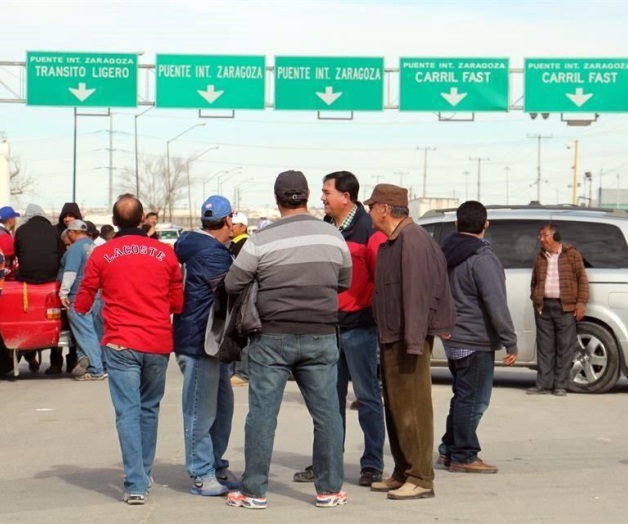 Cumplen amenazas y cierran puentes Cumplen amenazas y cierran puentes