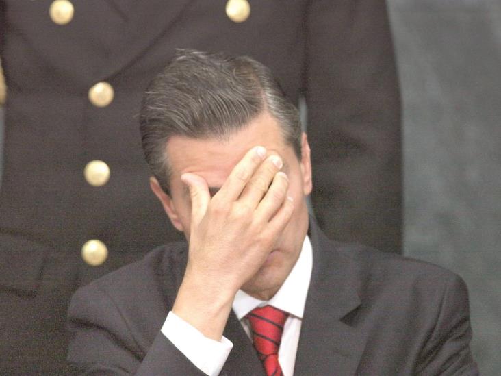 PEÑA NIETO Expuesto a los medios PEÑA NIETO Expuesto a los medios