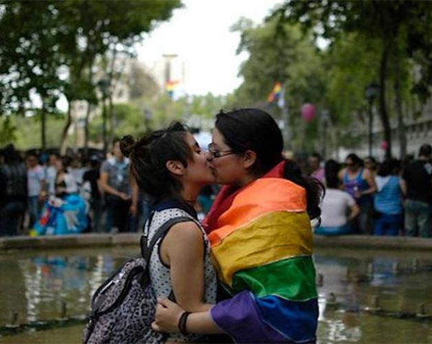 Aprueba Chile uniones civiles de parejas homosexuales Aprueba Chile uniones civiles de parejas homosexuales
