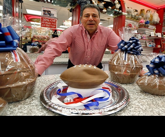 Inmortalizan en chocolate los ‘balones desinflados’ de Brady Inmortalizan en chocolate los ‘balones desinflados’ de Brady