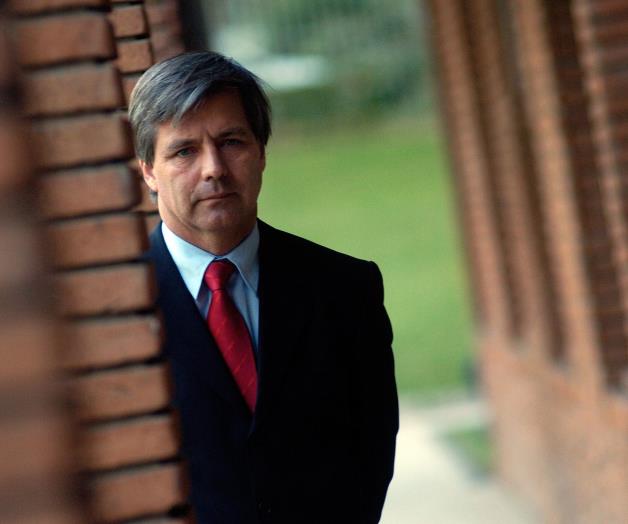 Descarta ir por presidencia de FIFA