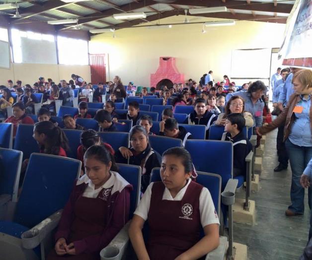 Realizan una ‘Expo Orienta’para alumnos de primaria Realizan una ‘Expo Orienta’para alumnos de primaria
