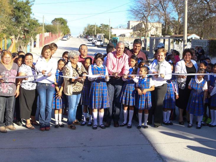 Más obras, más familias felices Más obras, más familias felices