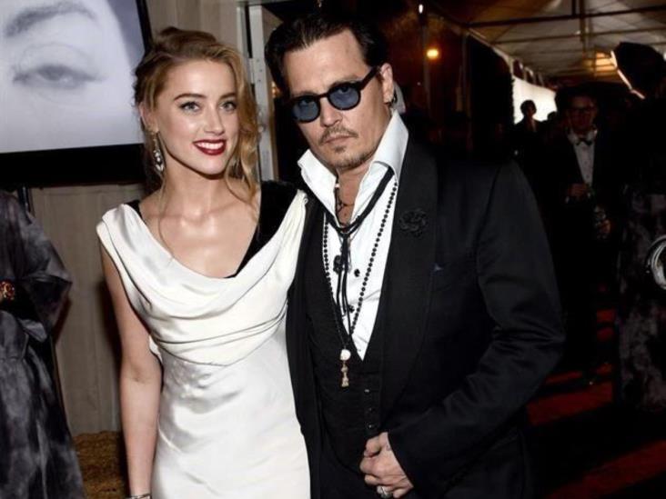 Llega Depp al altar en privado Llega Depp al altar en privado
