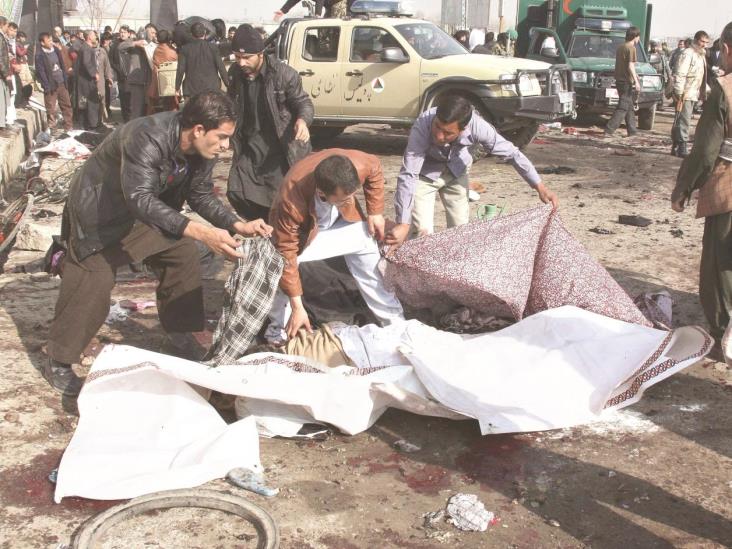 Atentado en funeral deja 16 muertos y 39 heridos Atentado en funeral deja 16 muertos y 39 heridos