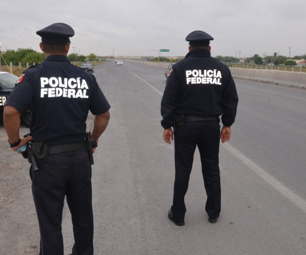 Pistola a la cabeza,entrega el vehículo Pistola a la cabeza,entrega el vehículo