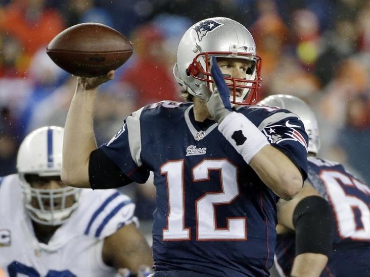 Tom Brady vence al tiempo Tom Brady vence al tiempo