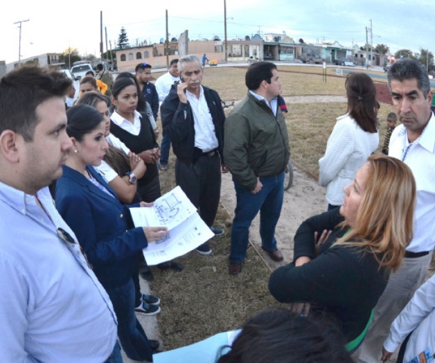 Construyen 2 parques recreativos en colonias