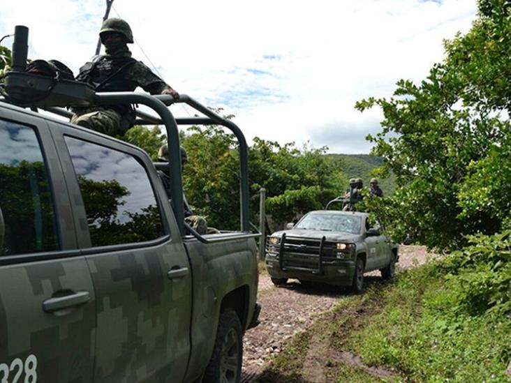 Comunitarios arriban a Chilpancingo; Ejército les pide retirarse Comunitarios arriban a Chilpancingo; Ejército les pide retirarse
