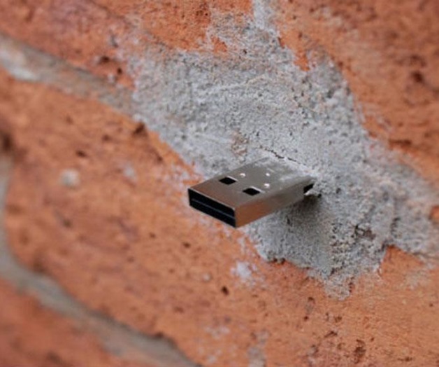 DeadDrops, USB’s esparcidas en todo el mundo para compartir DeadDrops, USB’s esparcidas en todo el mundo para compartir