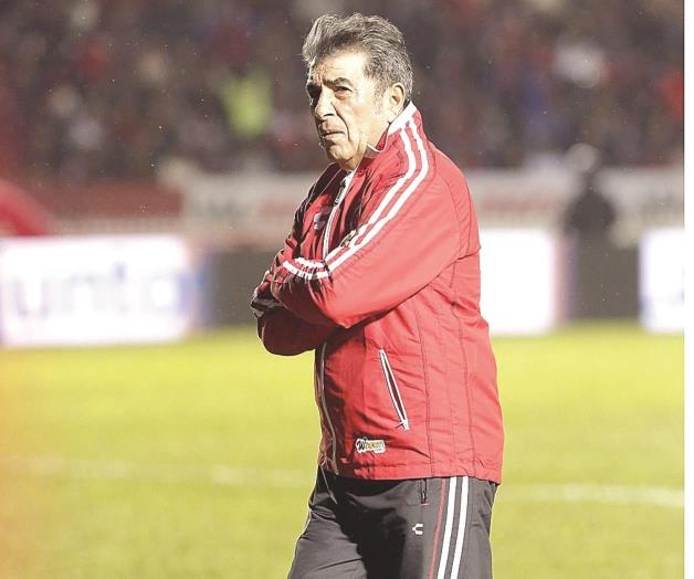 Carlos Reinoso odia las rayas Carlos Reinoso odia las rayas