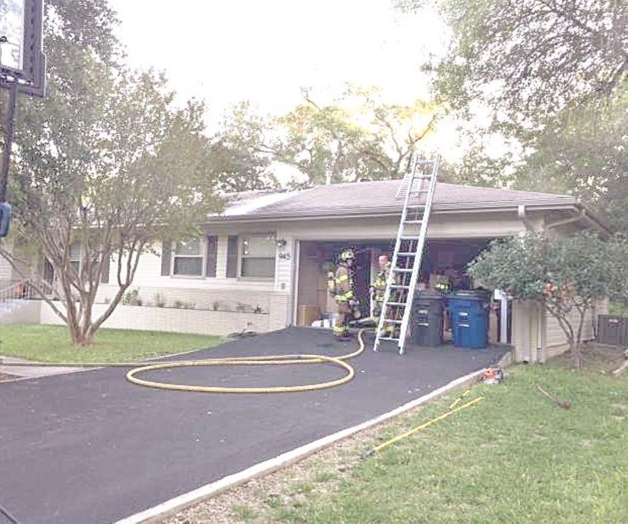 Reportan incendioaccidental en casa Reportan incendioaccidental en casa
