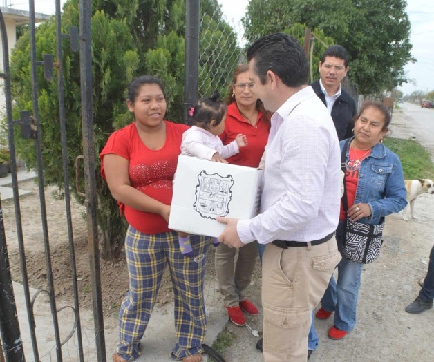 La entrega de despensas es casa por casa La entrega de despensas es casa por casa