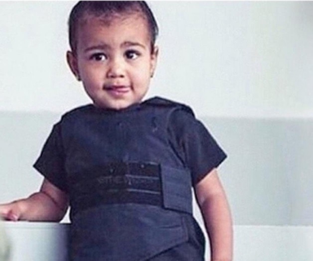 La hija de Kim Kardashian usa chaleco antibalas