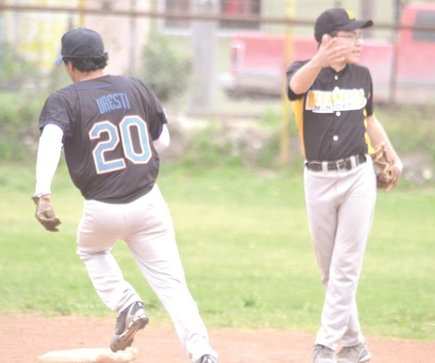 Navarritos triunfan en séptima entrada