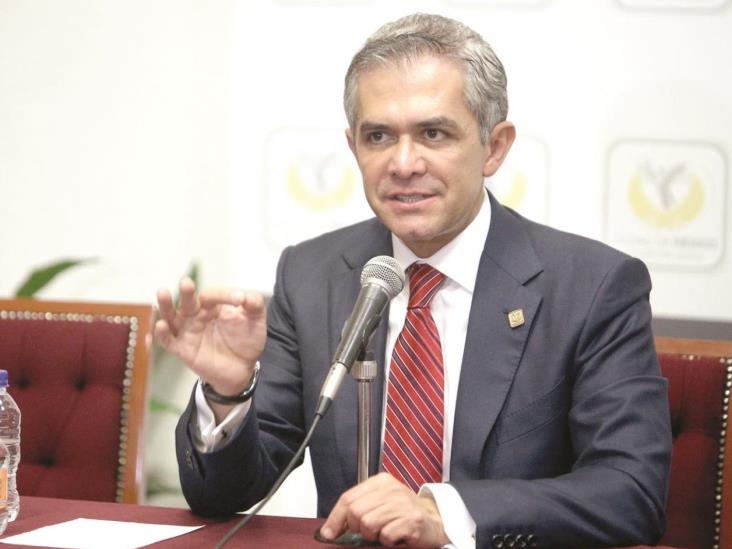 Pide Mancera a trabajadores luchar por el salario mínimo Pide Mancera a trabajadores luchar por el salario mínimo