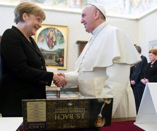 Buscan Merkel y Papa solución en Ucrania Buscan Merkel y Papa solución en Ucrania