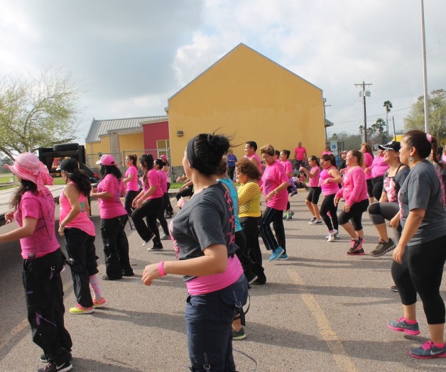 Recaudan fondos para persona con cáncer