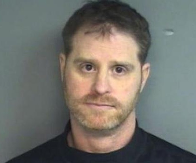 Hombre destruye peluquería porque no le gustó su corte