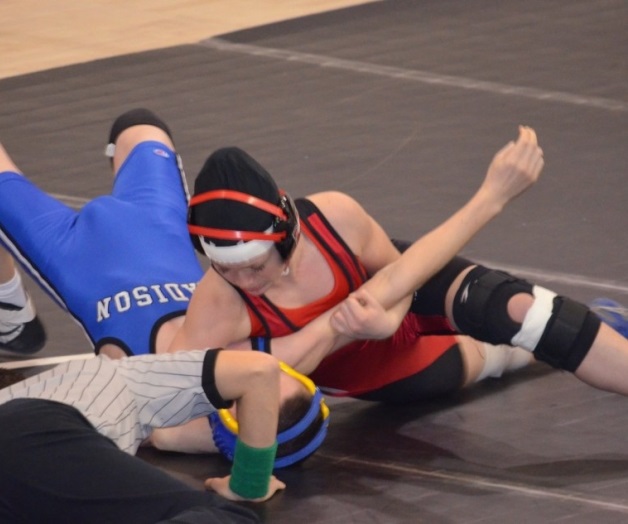 Luchadoras locales obtienen 2 medallas Luchadoras locales obtienen 2 medallas