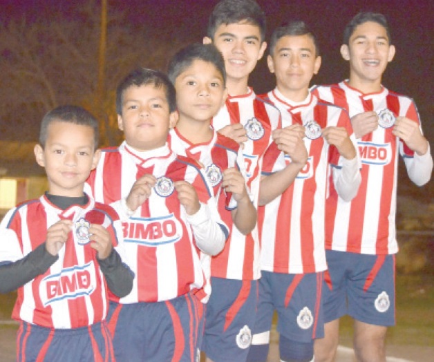 ESTAS CHIVAS SÍ DAN TOPES