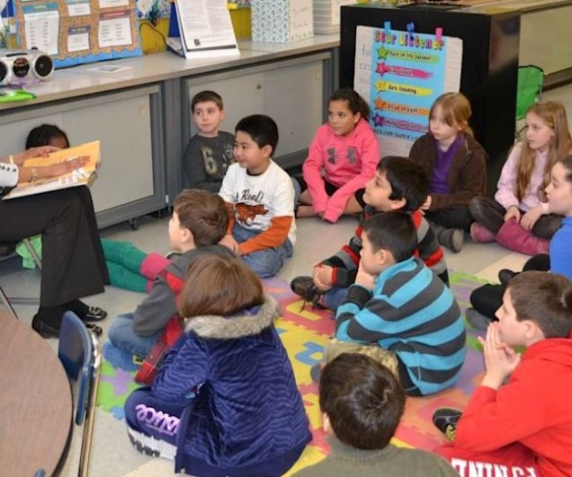 Centran nuevos programas en la alfabetización infantil Centran nuevos programas en la alfabetización infantil