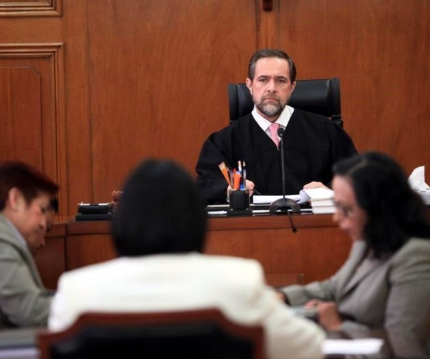 Estudia Corte amparo por desvíos a SNTE Estudia Corte amparo por desvíos a SNTE