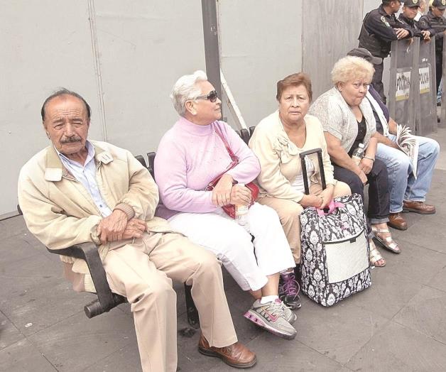 Adultos mayores, los menos satisfechos con su vida: Inegi