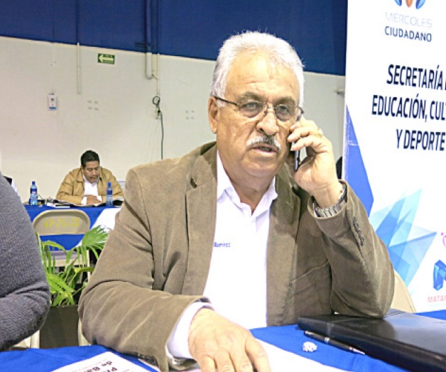 Apoyan a alumnasen certamen estatal Apoyan a alumnasen certamen estatal