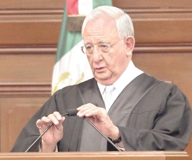 Ministro pide a losjueces no someterse a presiones externas