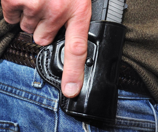 Autorizan la ley quepermite portar armas