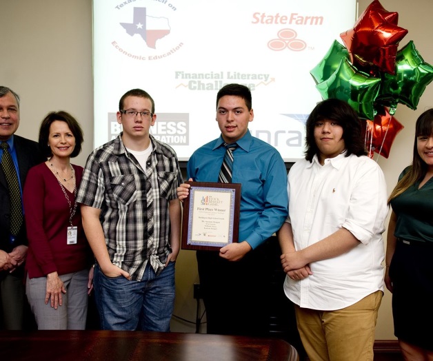 Iniciativa promueve educación financiera