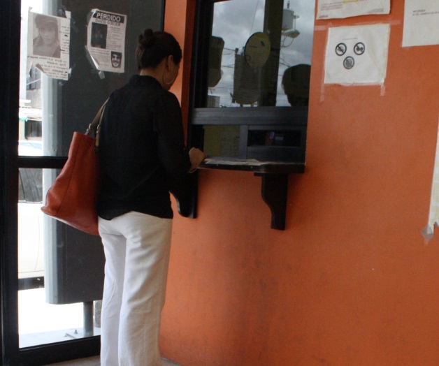 Acusa a…su hijapor robo