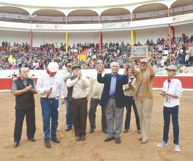 Gran faena en la Plaza de Toros Reynosa Gran faena en la Plaza de Toros Reynosa