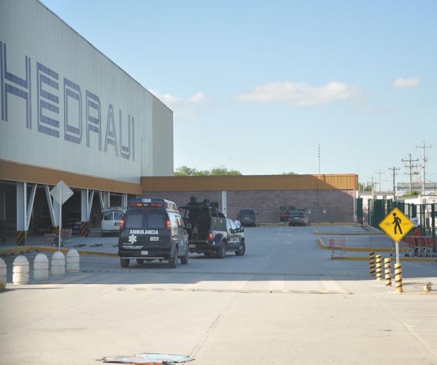 Cierra Chedrauientre tumultosque reclamabanpor las ‘ofertas’ Cierra Chedrauientre tumultosque reclamabanpor las ‘ofertas’