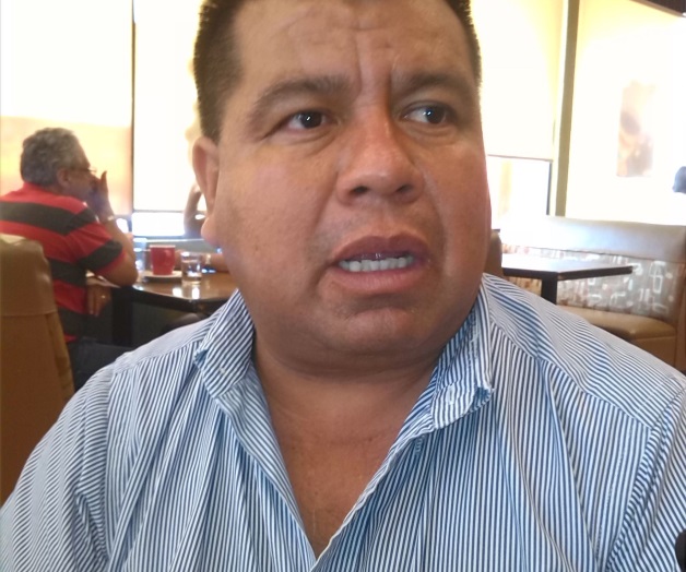 Defrauda líder$500 millones