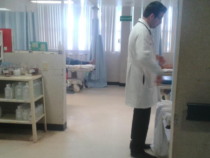 Heridos en colisión mujer y un menor Heridos en colisión mujer y un menor