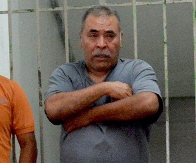 Denuncian abogados triquiñuela contra 12 empleados detenidos