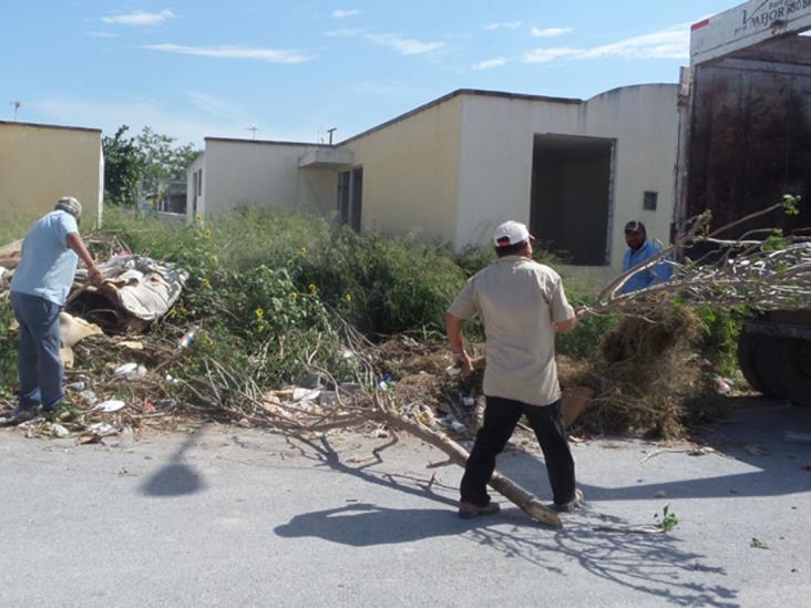 Realizan labores de descacharrización Realizan labores de descacharrización