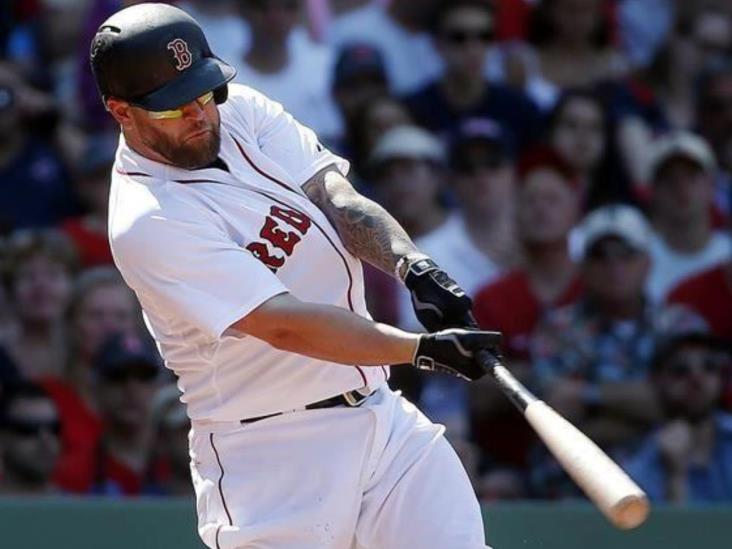 Sigue Mike Napoli encendido Sigue Mike Napoli encendido