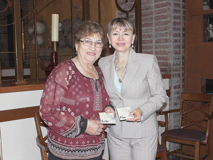 Se deleitan en convivio damas rotarianas Se deleitan en convivio damas rotarianas