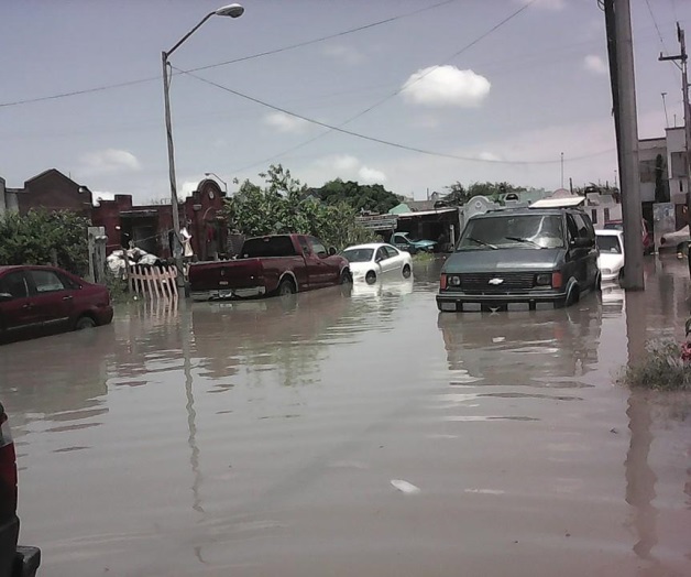 Persiste inundaciónen 2 asentamientos Persiste inundaciónen 2 asentamientos