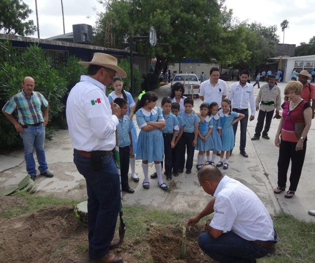Tendrán alumnoshuerto de nopales