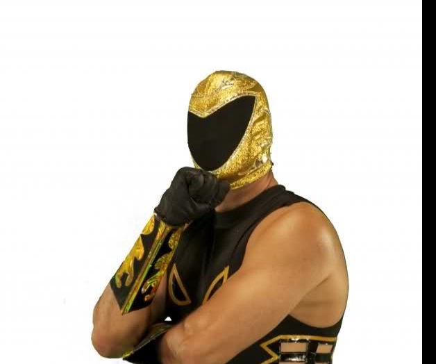 Rescata empresa espectáculo de lucha a ras de lona: Tinieblas