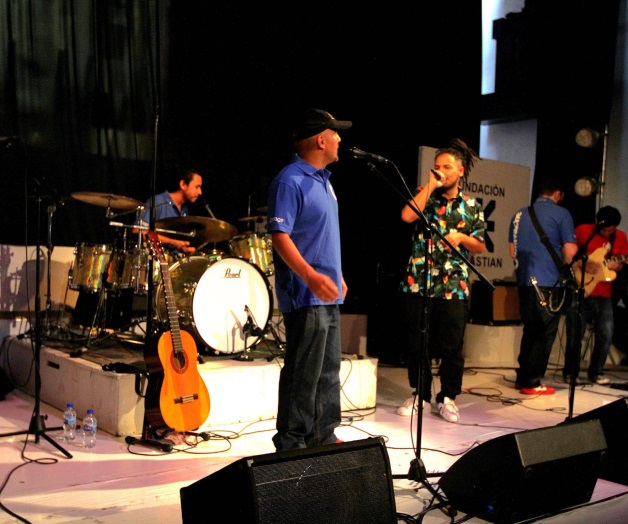 Cachivache presenta ‘Collage’